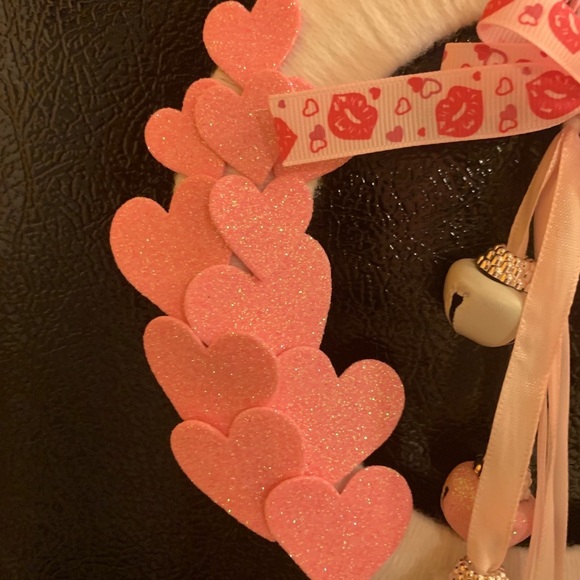 Valentine’s Day wreath - Picture 3 of 4